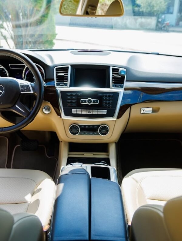 Mercedez Benz ML 2013 - Image 19